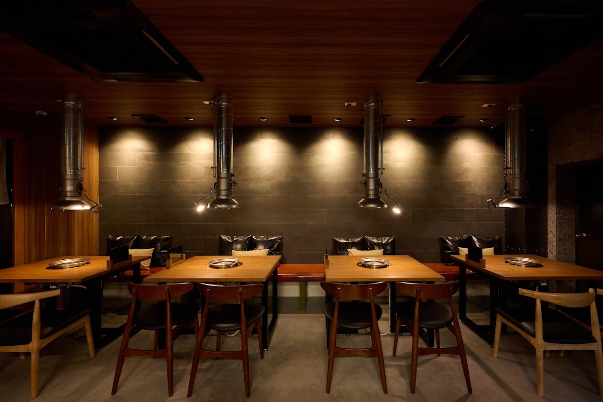 Yakiniku/maki-Ryori Karasuma Rock